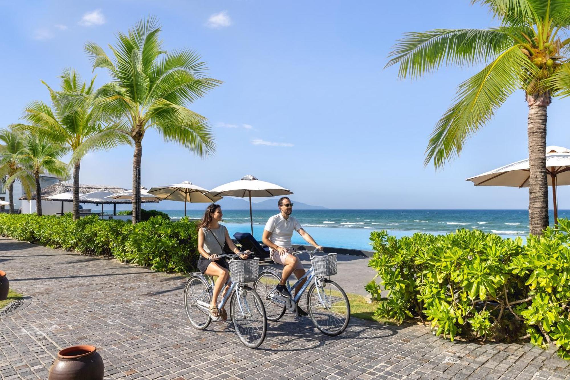 Melia Danang Beach Resort Exterior photo